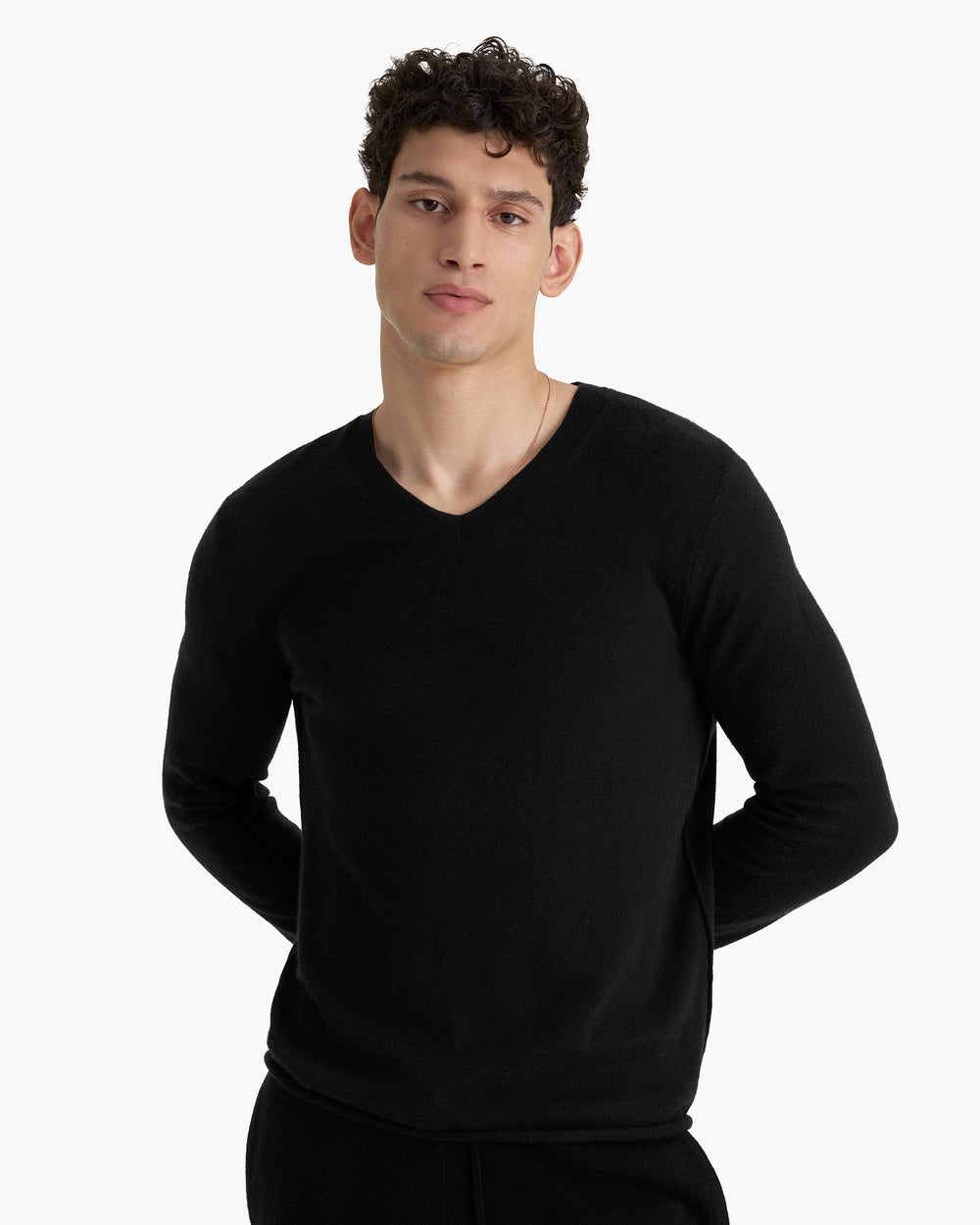 Lightweight Cashmere V-Neck - Black