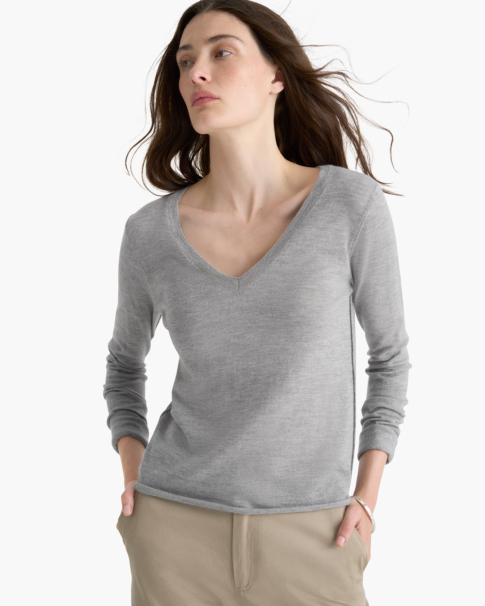 Lightweight Cashmere V-Neck - Heathered Grey