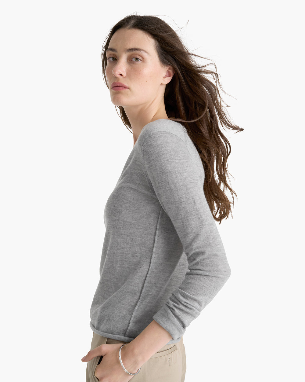 Lightweight Cashmere V-Neck - Heathered Grey
