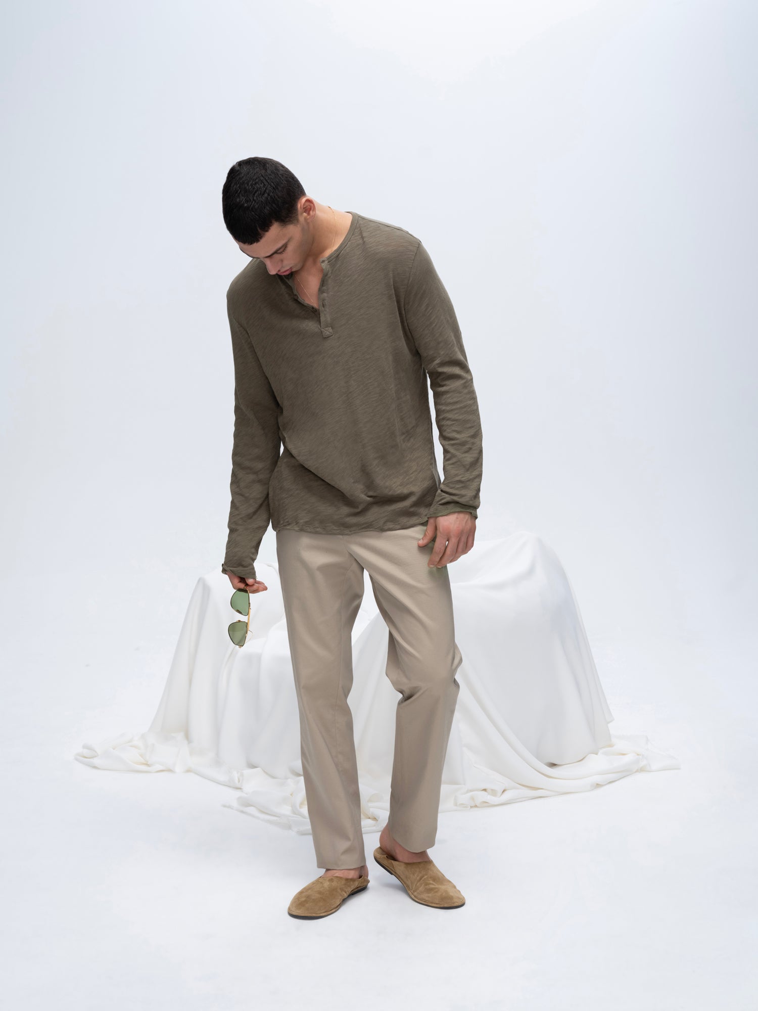 Slub Jersey Destroyed Wash Henley - Army
