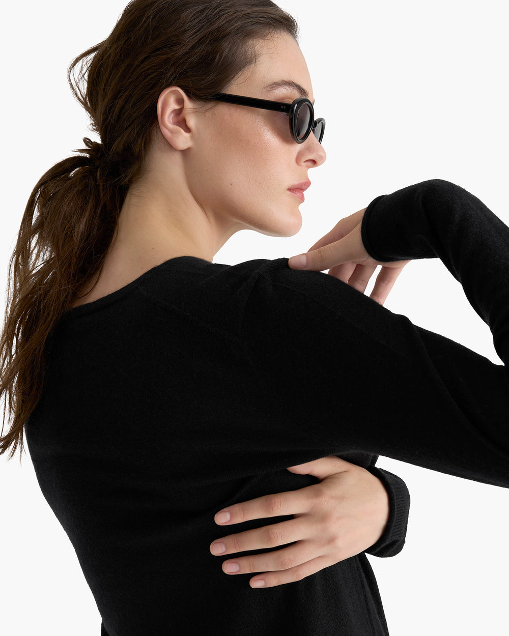 Lightweight Cashmere Crew Neck - Black