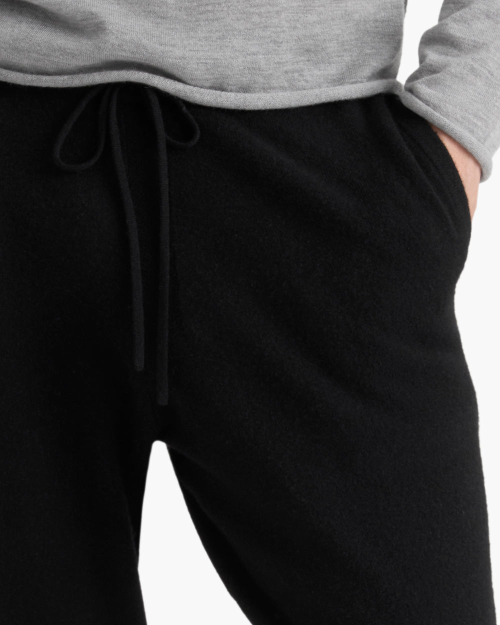 Cashmere Pull On Jogger - Black