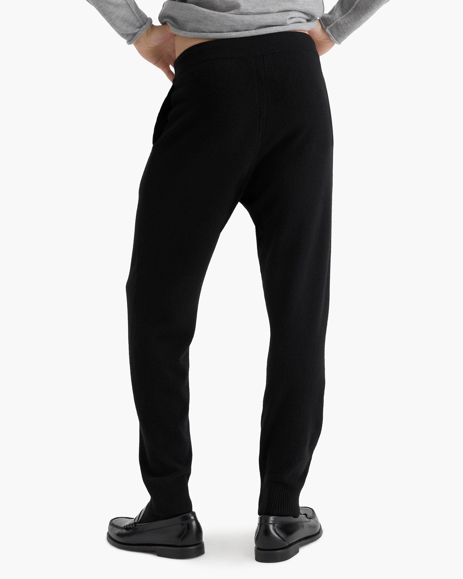 Cashmere Pull On Jogger - Black