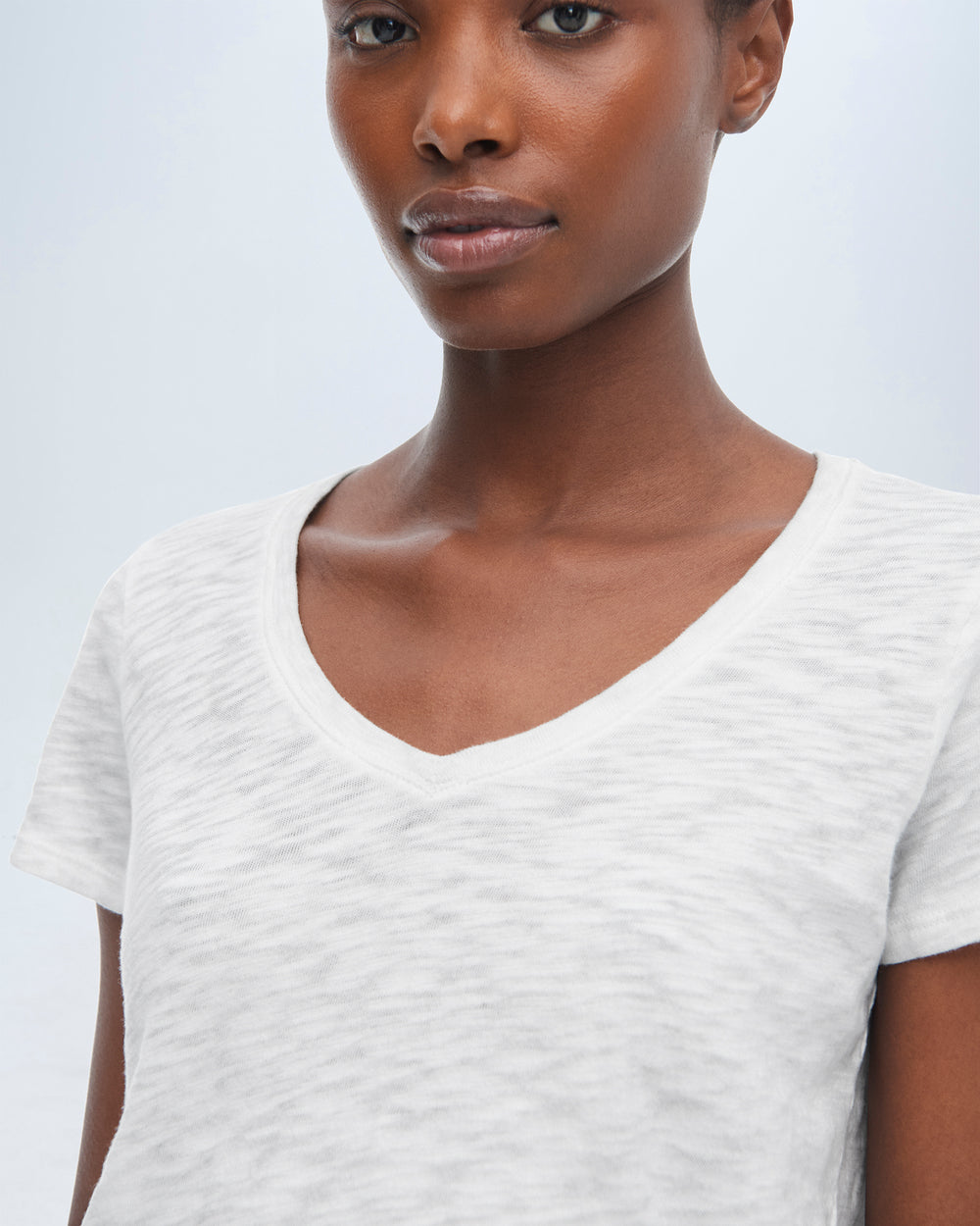 Slub Jersey Schoolboy V-Neck Tee - White