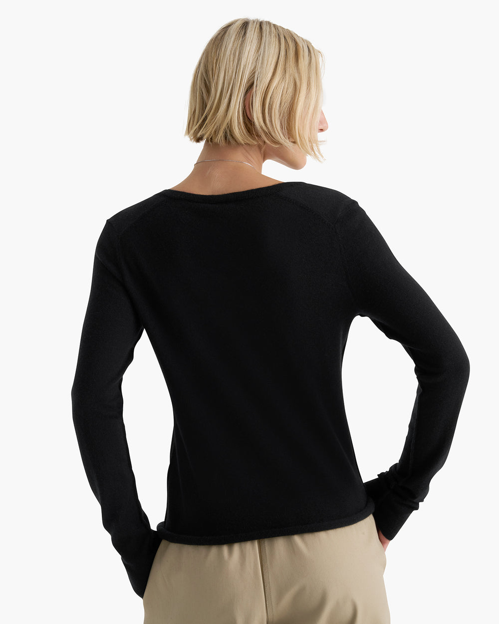 Lightweight Cashmere V-Neck - Black