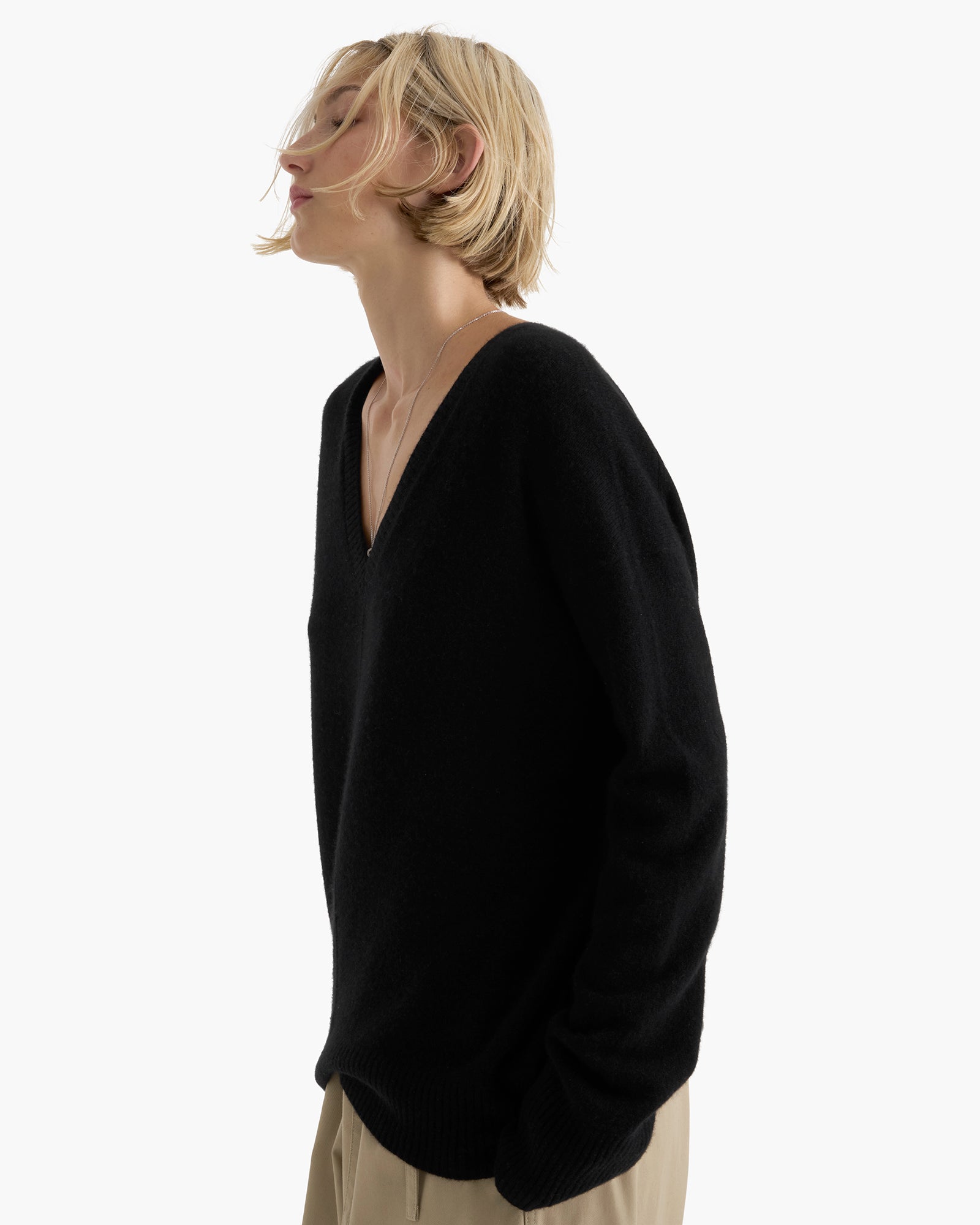 Cashmere V-Neck Sweater - Black – ATM Anthony Thomas Melillo