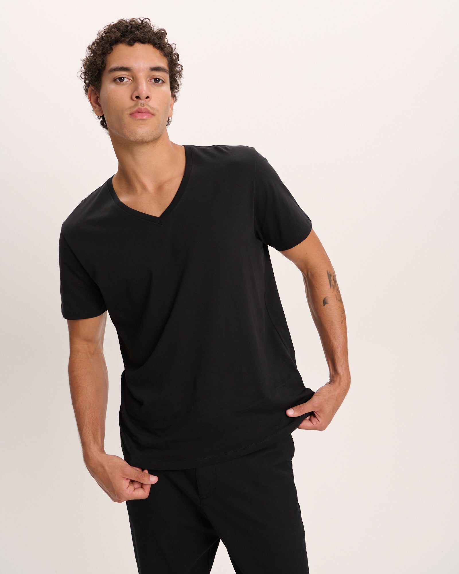 Classic Jersey V-Neck Tee - Black