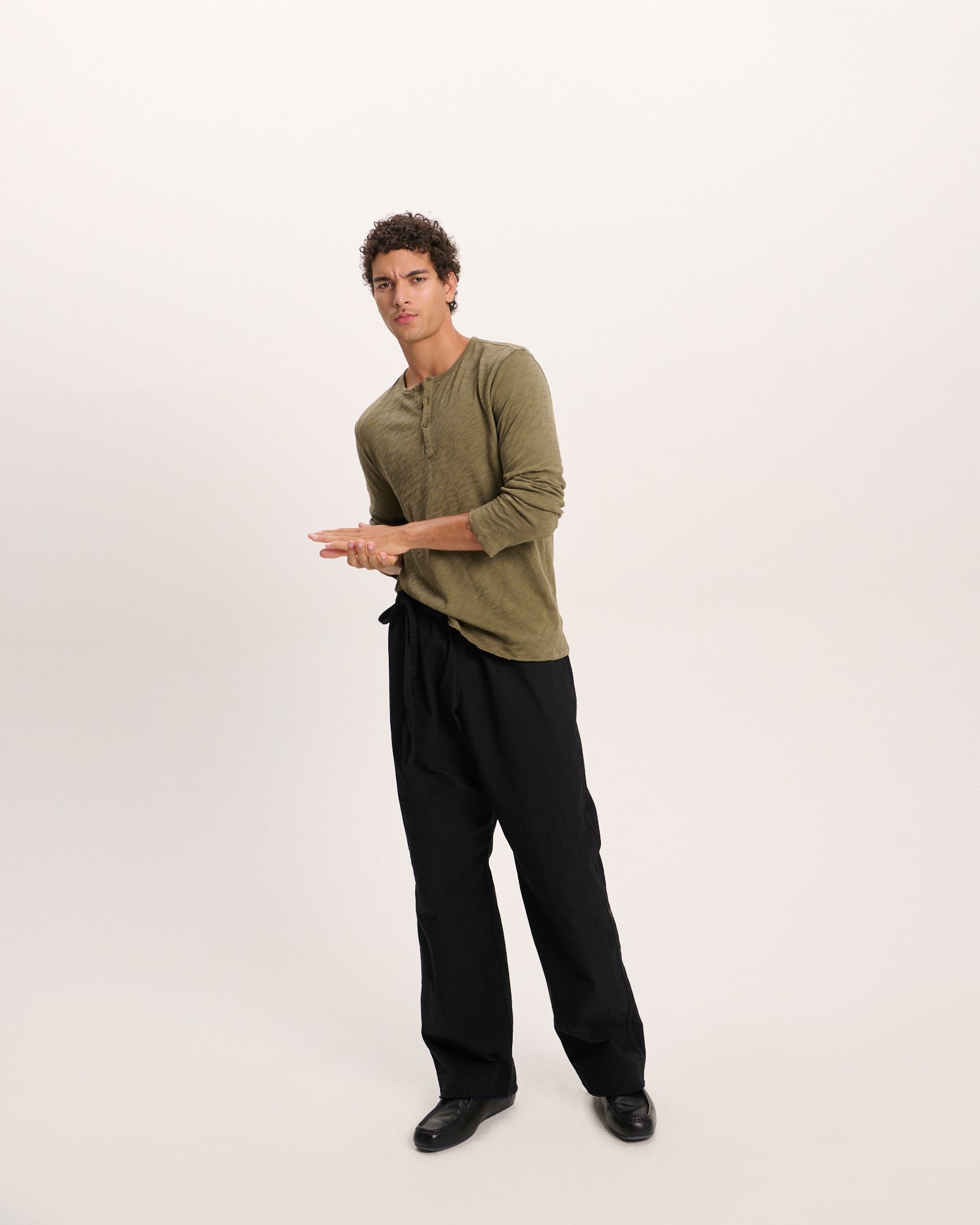 Slub Jersey Destroyed Wash Henley - Army
