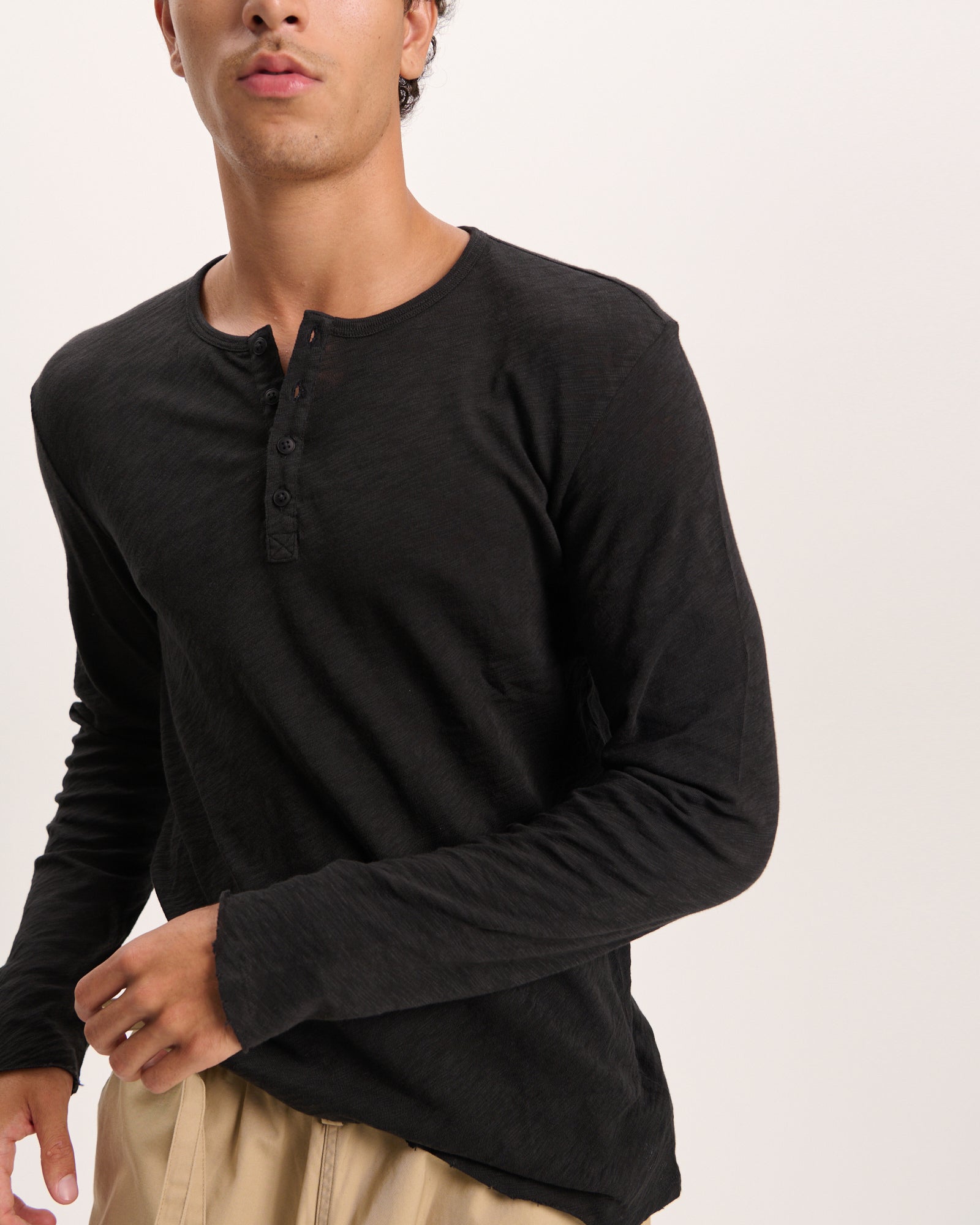 Slub Jersey Destroyed Wash Henley - Black