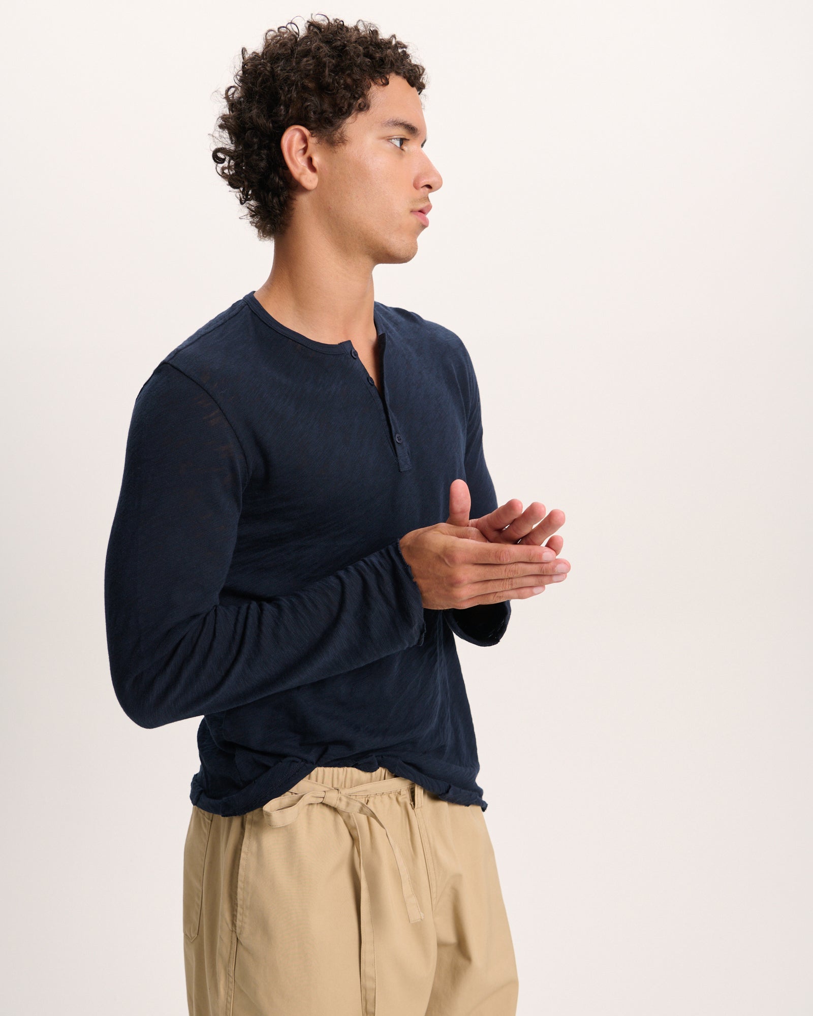 Slub Jersey Destroyed Wash Henley - Midnight