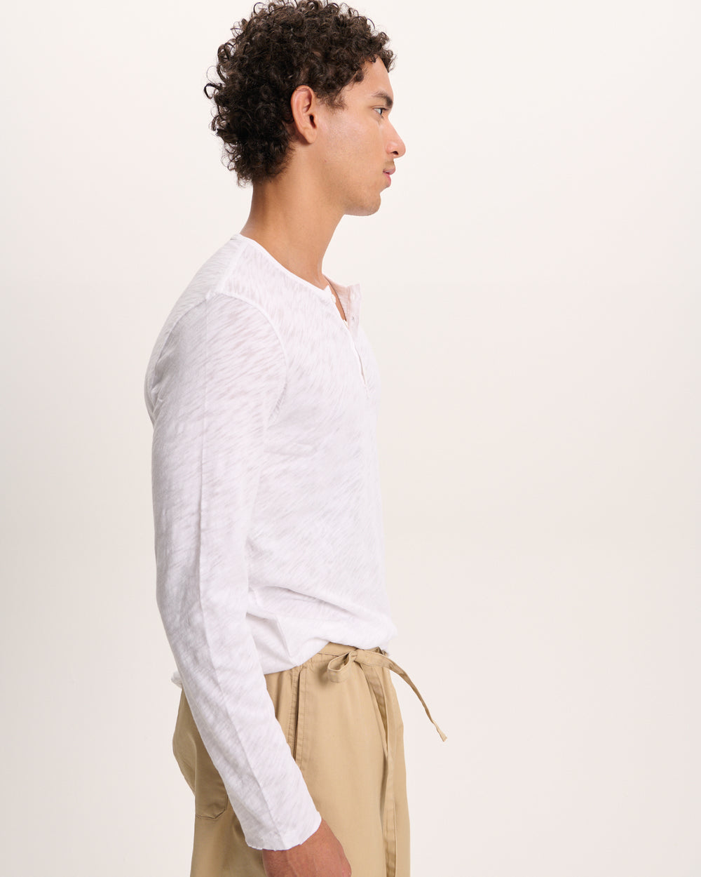 Slub Jersey Destroyed Wash Henley - White