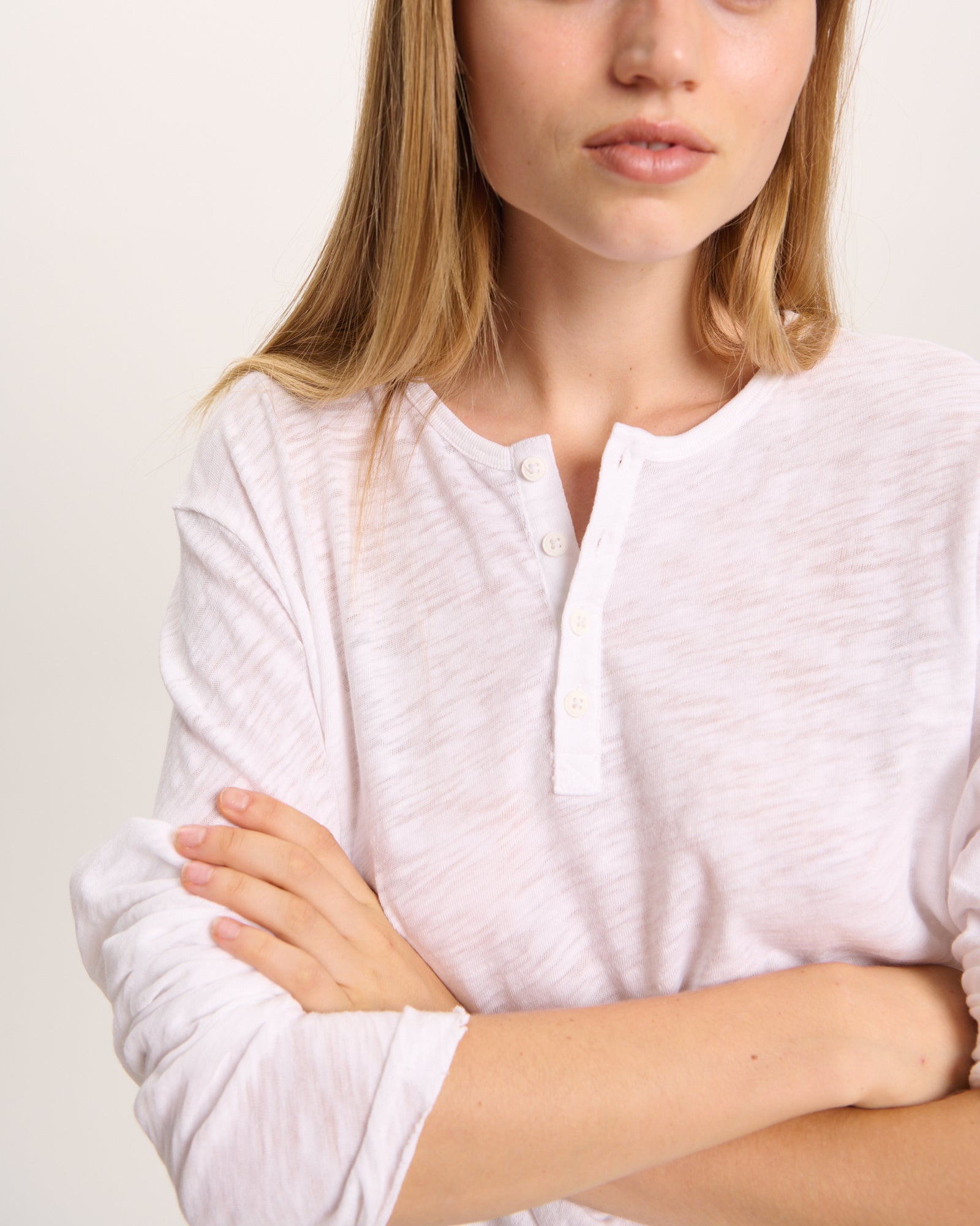 Slub Jersey Destroyed Wash Boyfriend Henley - White