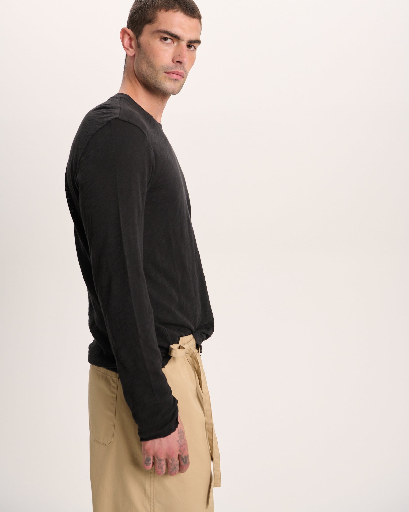 Slub Jersey Long Sleeve Destroyed Wash Tee - Black