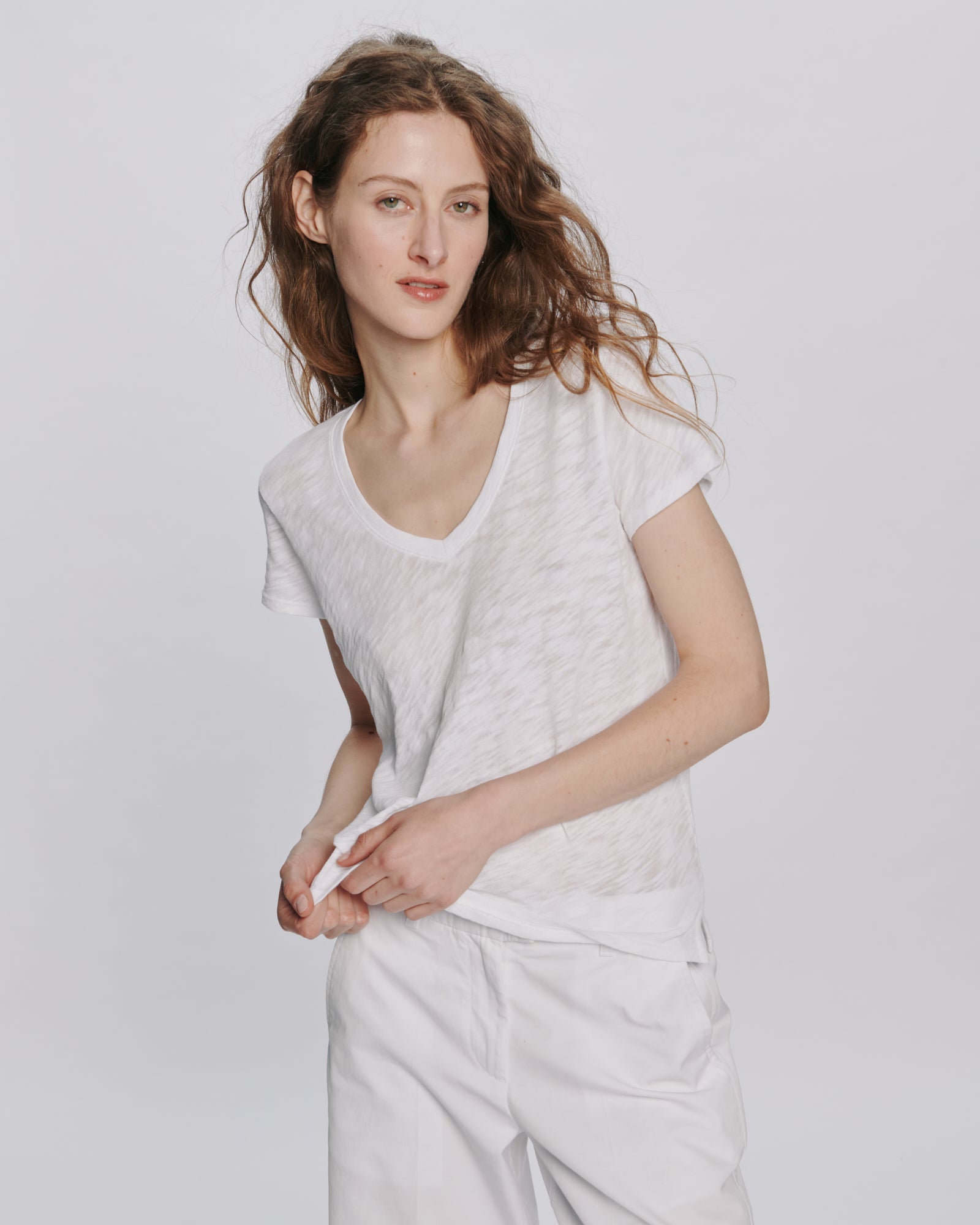 Slub Jersey Schoolboy V-Neck Tee - White