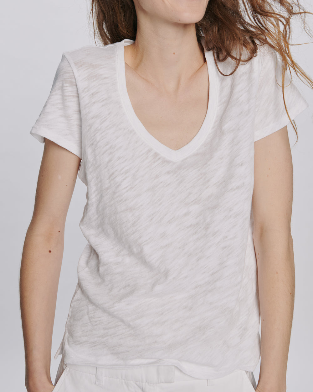 Slub Jersey Schoolboy V-Neck Tee - White