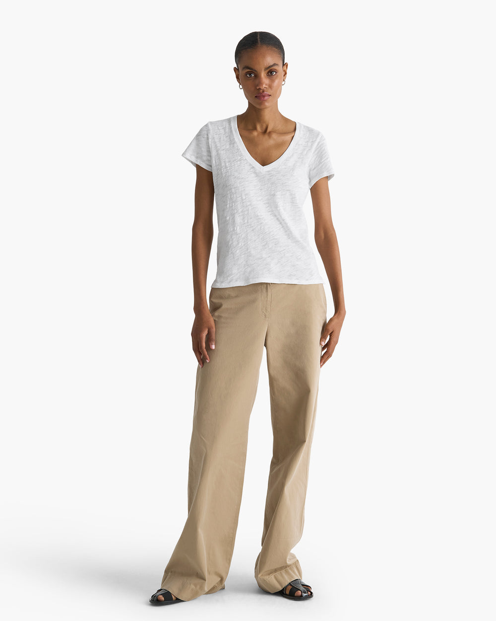 Slub Jersey Schoolboy V-Neck Tee - White