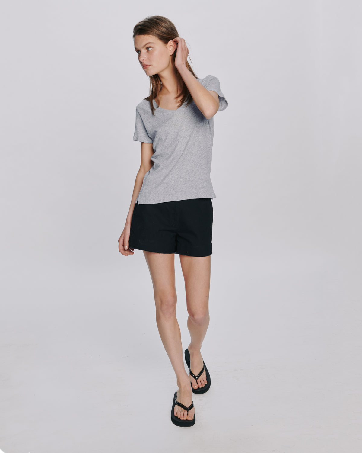 Slub Jersey Schoolboy V-Neck Tee - Heather Grey