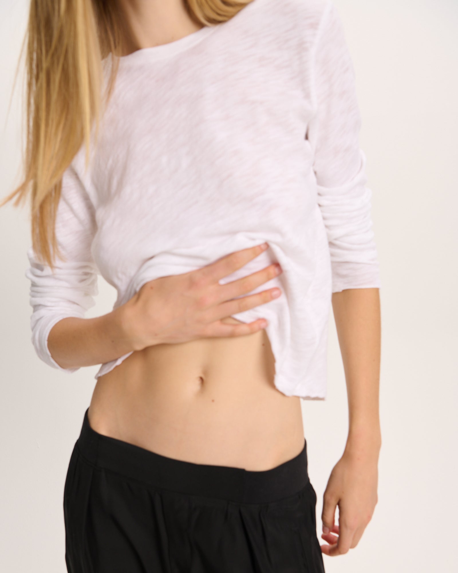 Slub Jersey Long Sleeve Destroyed Wash Crop Tee - White
