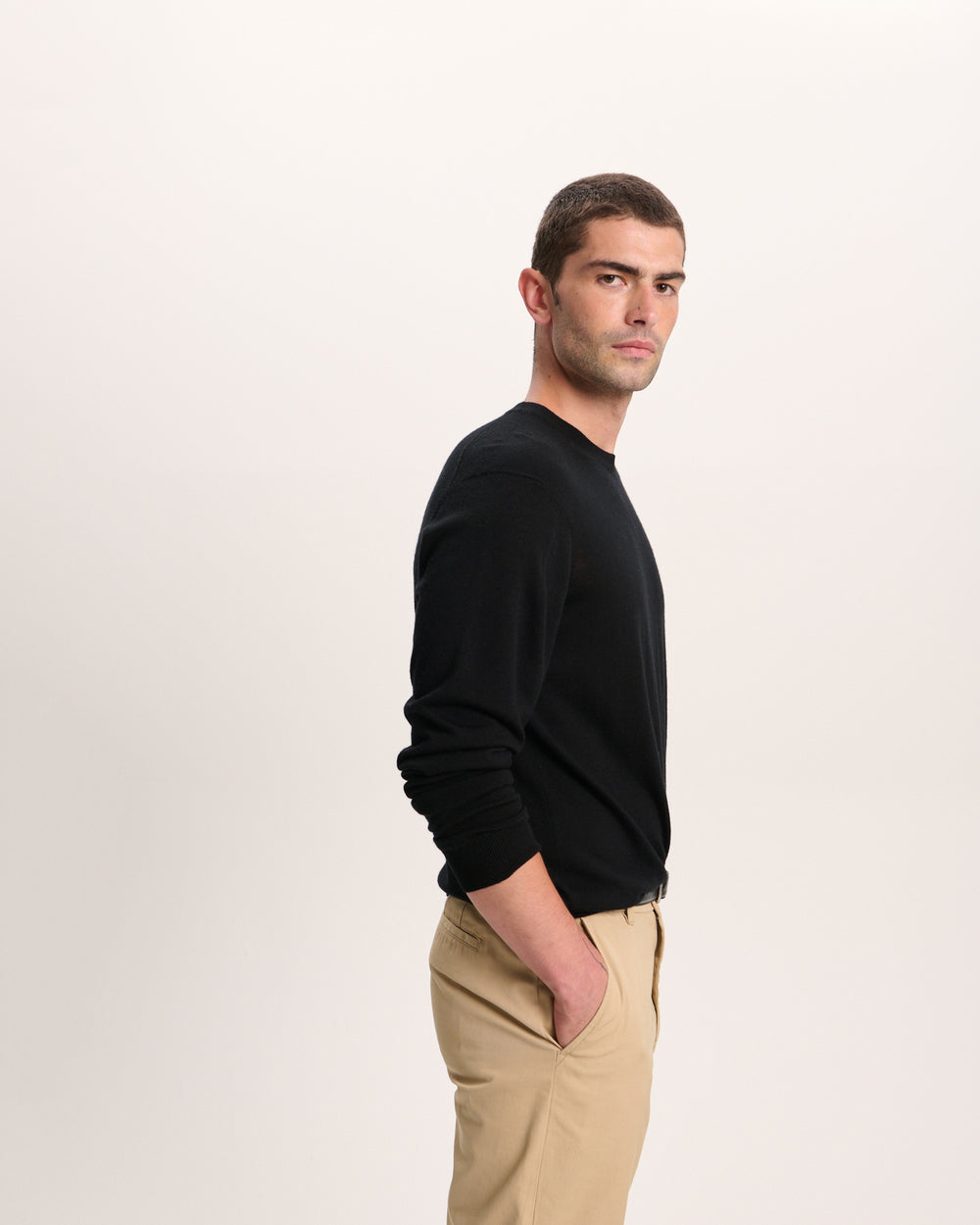 Extra Fine Merino Wool Long Sleeve Crew Neck Tee - Black