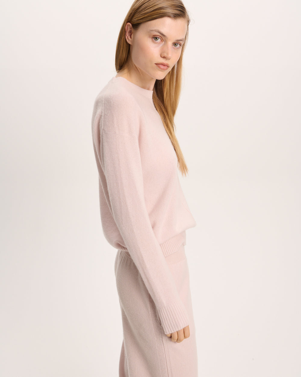 Cashmere Crew Neck Sweater - Faded Rose