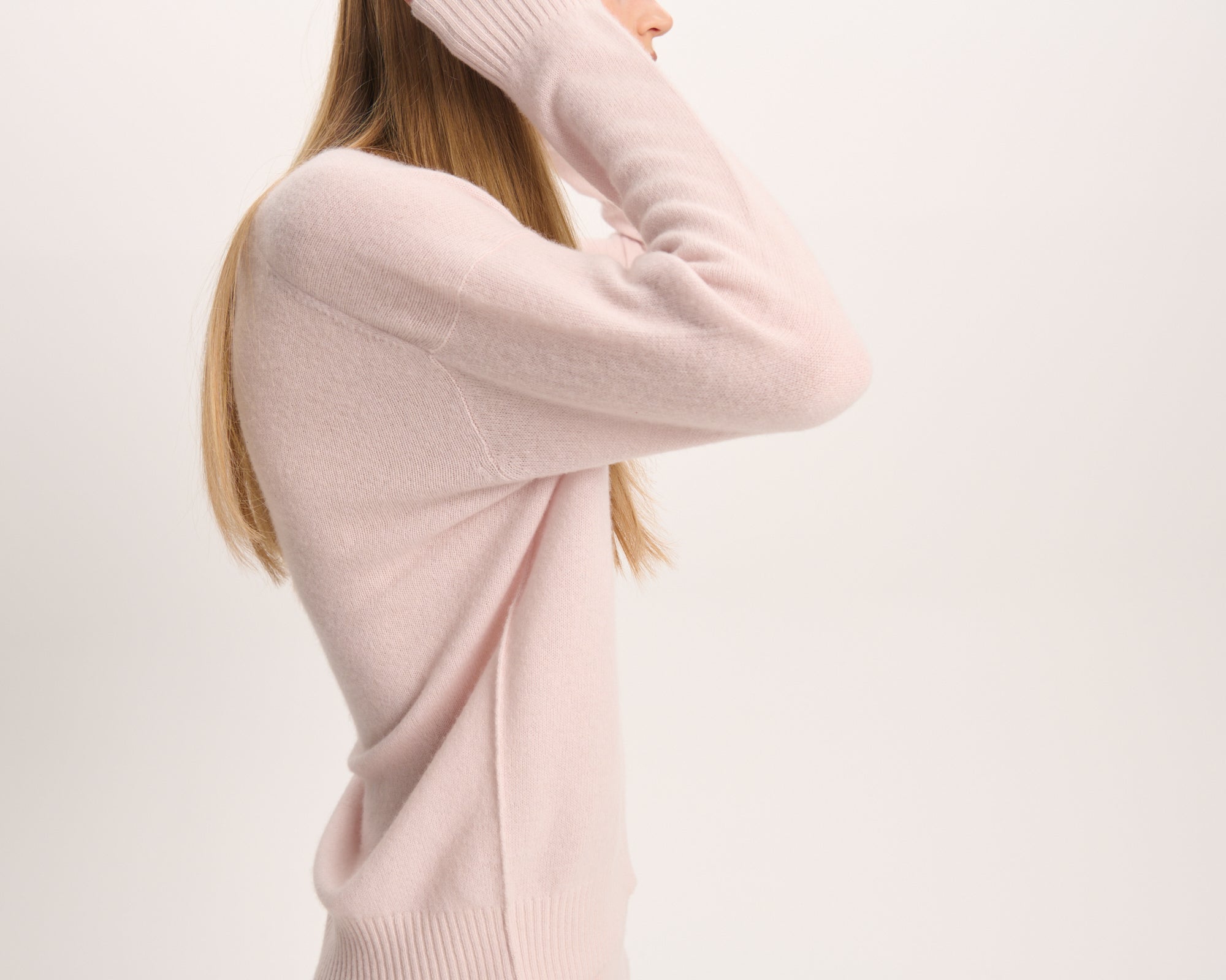 Cashmere V-Neck Relaxed Sweater - Faded Rose