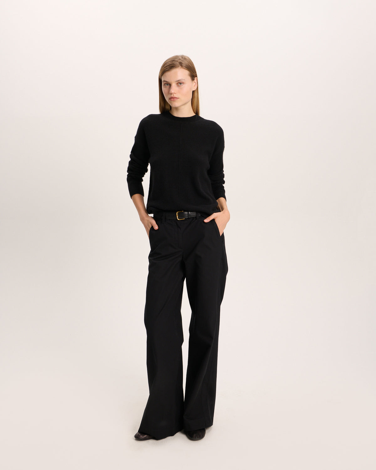 Cashmere Crew Neck Sweater - Black